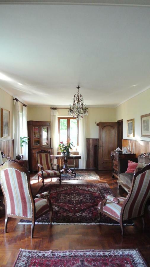 Villa Le Rose カヴール エクステリア 写真